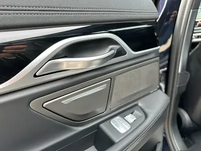 BMW 7 Serie - Thumbnail 42