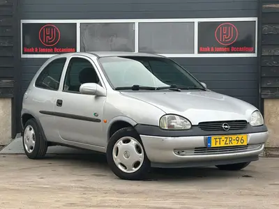 Opel Corsa - Thumbnail 3