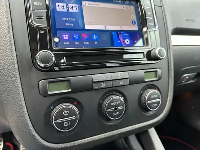 Volkswagen Golf - Thumbnail 20