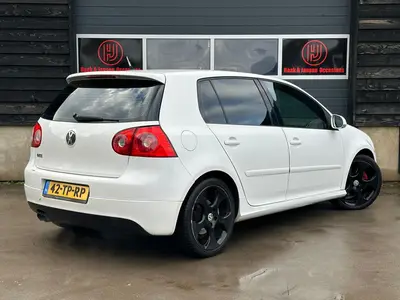 Volkswagen Golf - Thumbnail 4