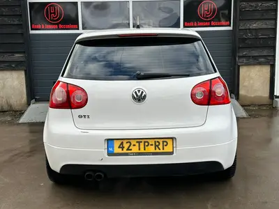 Volkswagen Golf - Thumbnail 8