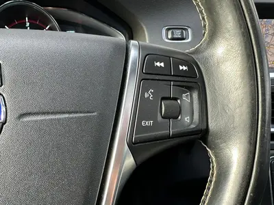 Volvo V60 - Thumbnail 21