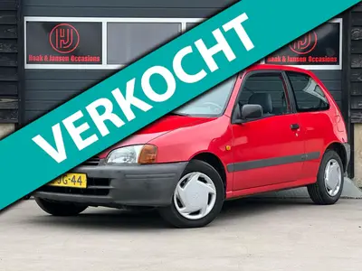 Toyota Starlet - Thumbnail 2