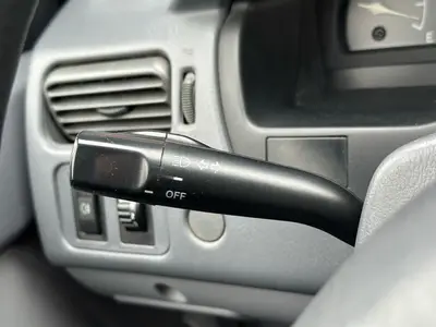 Toyota Starlet - Thumbnail 18