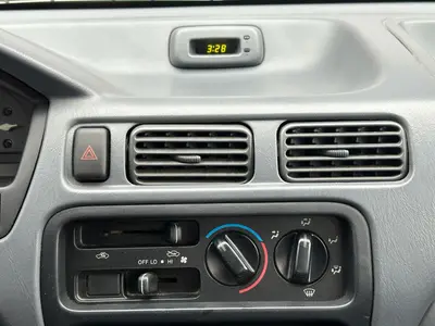 Toyota Starlet - Thumbnail 20