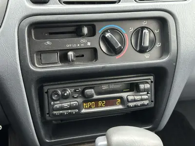 Toyota Starlet - Thumbnail 21