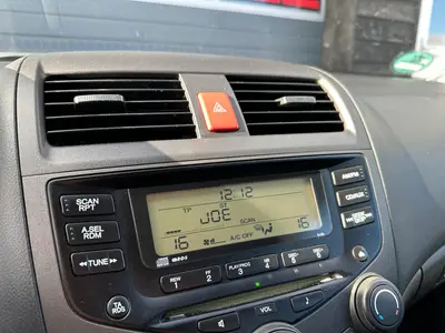 Honda Accord - Thumbnail 16