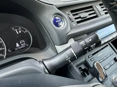 Lexus CT - Thumbnail 22