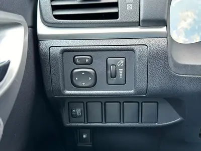 Lexus CT - Thumbnail 25