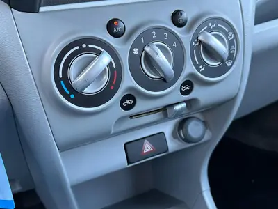 Suzuki Alto - Thumbnail 17