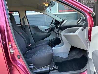 Suzuki Alto - Thumbnail 10
