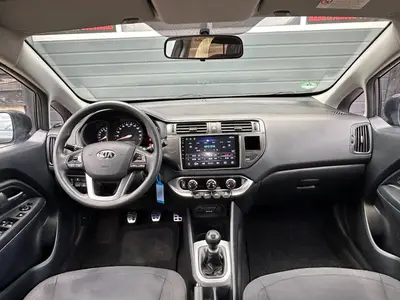 Kia Rio - Thumbnail 11