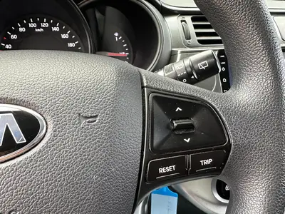 Kia Rio - Thumbnail 21