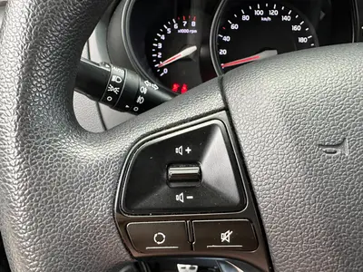 Kia Rio - Thumbnail 22