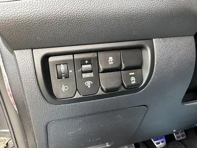 Kia Rio - Thumbnail 24