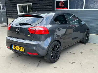 Kia Rio - Thumbnail 29