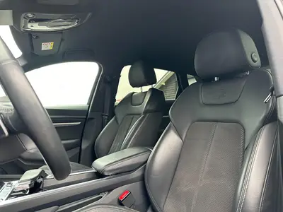 Audi e-tron - Thumbnail 12