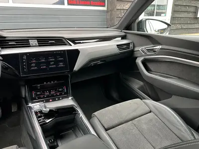 Audi e-tron - Thumbnail 14