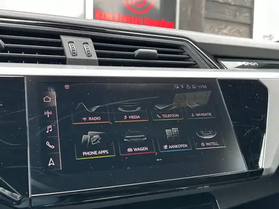 Audi e-tron - Thumbnail 18