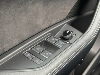 Audi e-tron - Thumbnail 28