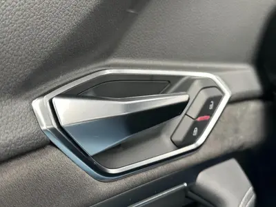 Audi e-tron - Thumbnail 30