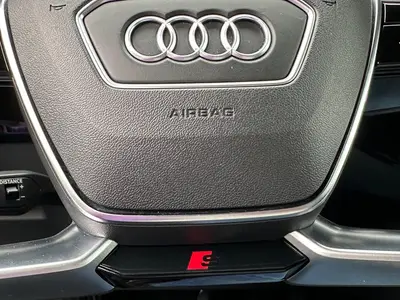 Audi e-tron - Thumbnail 32