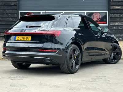 Audi e-tron - Thumbnail 5