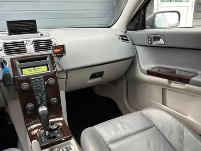 Volvo S40 - Thumbnail 14