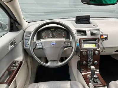 Volvo S40 - Thumbnail 16