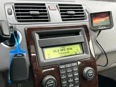 Volvo S40 - Thumbnail 19