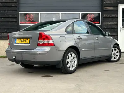 Volvo S40 - Thumbnail 3