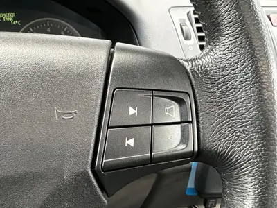 Volvo S40 - Thumbnail 23