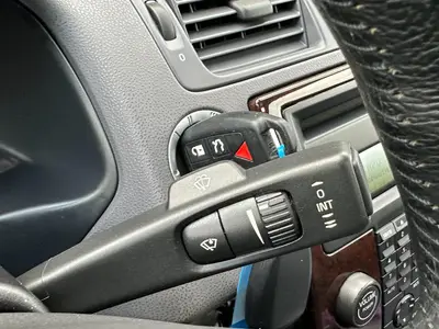 Volvo S40 - Thumbnail 25