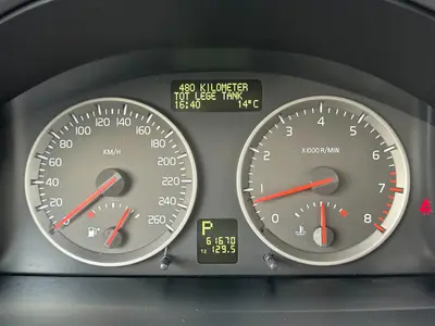 Volvo S40 - Thumbnail 31