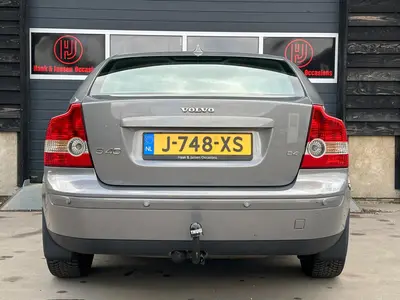 Volvo S40 - Thumbnail 6