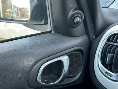 Fiat 500L - Thumbnail 27