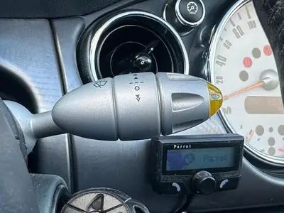 MINI Cabrio - Thumbnail 18