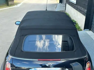 MINI Cabrio - Thumbnail 24