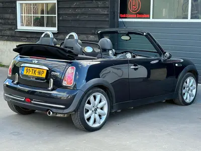 MINI Cabrio - Thumbnail 28