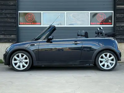 MINI Cabrio - Thumbnail 7