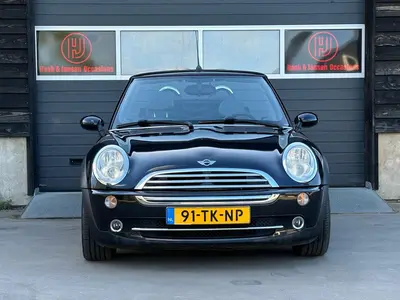 MINI Cabrio - Thumbnail 9