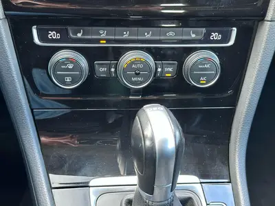 Volkswagen GOLF Variant - Thumbnail 26