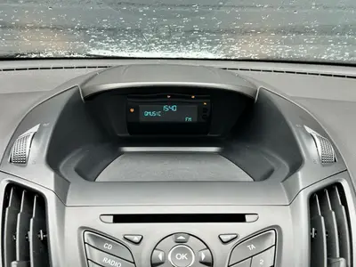 Ford Kuga - Thumbnail 25