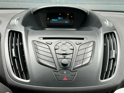 Ford Kuga - Thumbnail 26