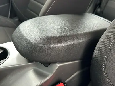 Ford Kuga - Thumbnail 30