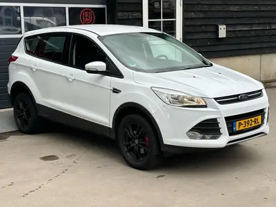 Ford Kuga - Thumbnail 31