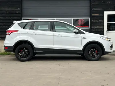Ford Kuga - Thumbnail 5