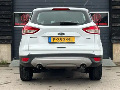 Ford Kuga - Thumbnail 8