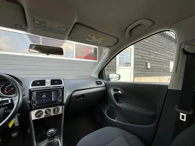 Volkswagen Polo - Thumbnail 13