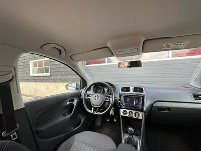 Volkswagen Polo - Thumbnail 14